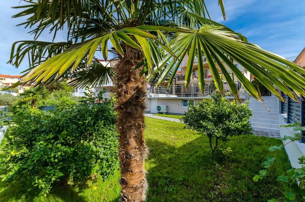 Villa Urban Trogir 0*,  Croacia